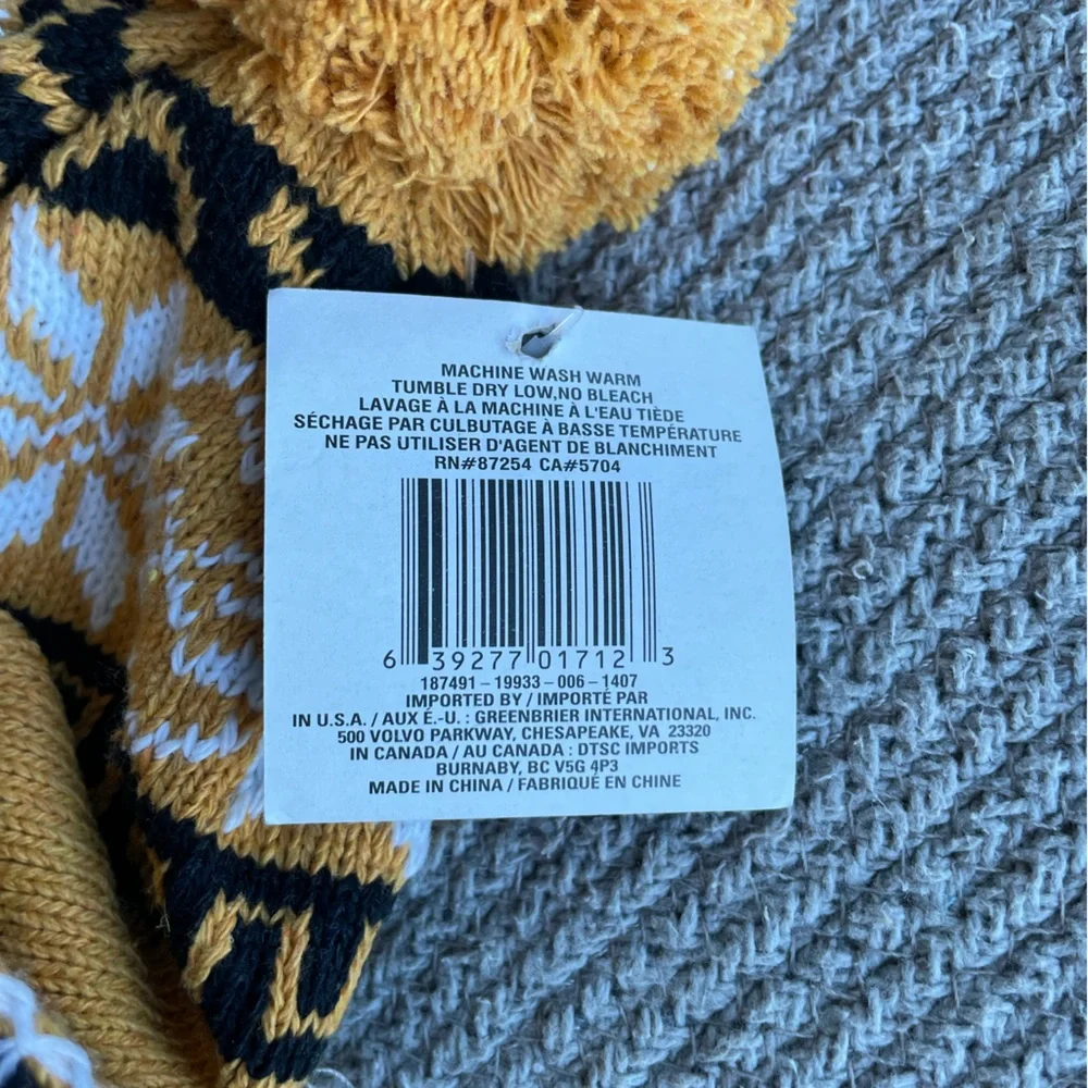 NWT Black Mustard Yellow Kid’s Peruvian Hat Fleece Lined 8-14 Yrs